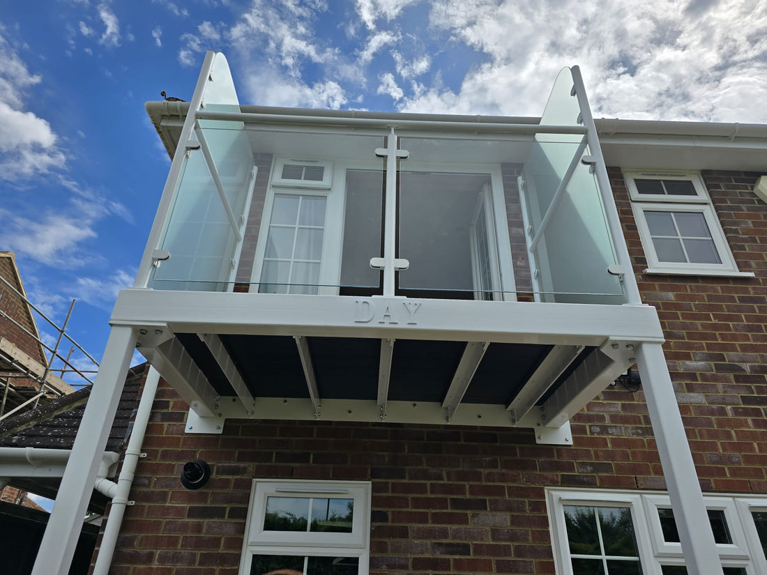 Personalised Walkout Balcony & Privacy Screens (Buckinghamshire)