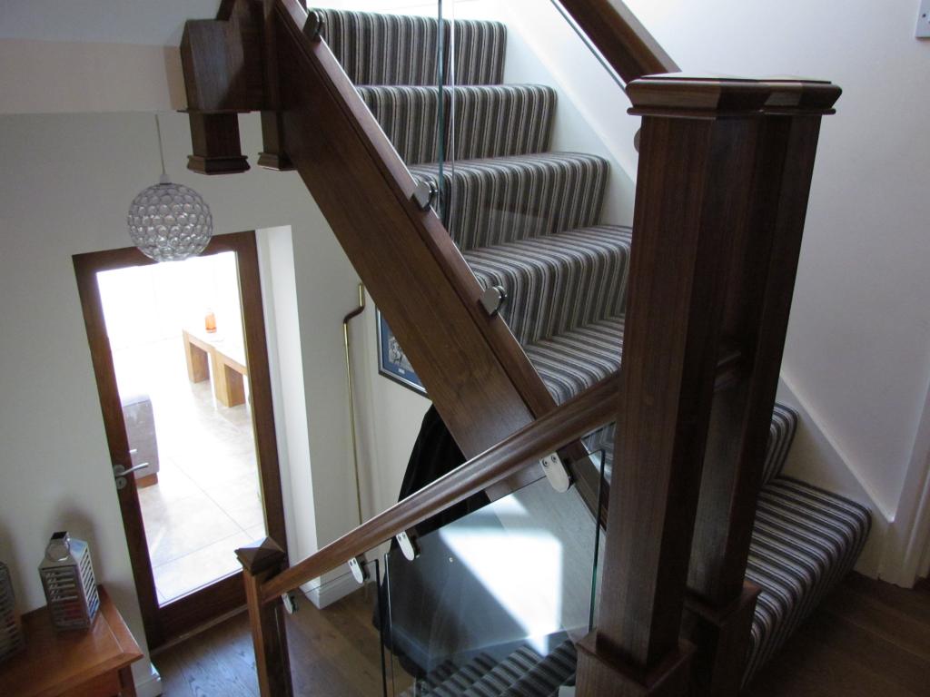 Bespoke 10mm stair glass cut to the rake of a flight