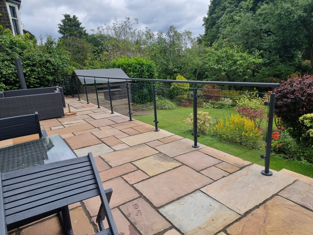 Powder coated RAL 7016 anthracite grey glass balcony balustrade