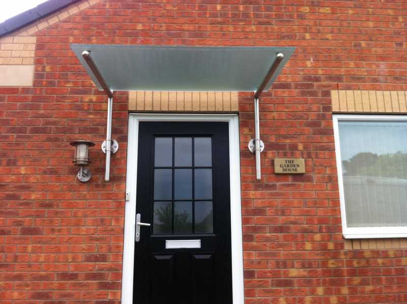 Sandblasted frosted toughened glass panel